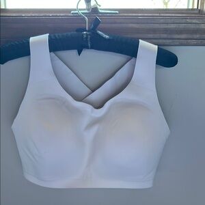 Lululemon sports bra 36DD
